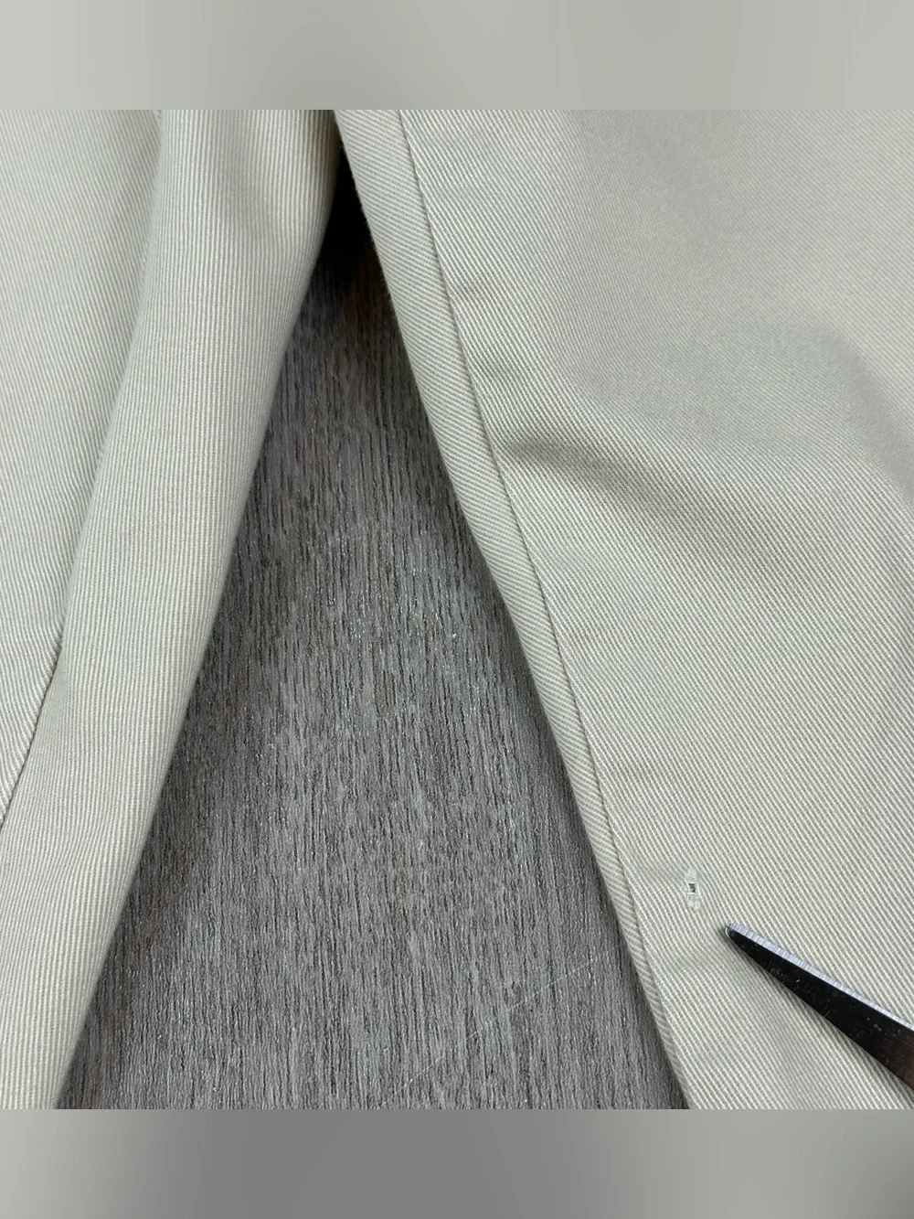 Polo Ralph Lauren Flat Front Chino pants 44x30 (tag 46Bx32) Spring Beige *stains